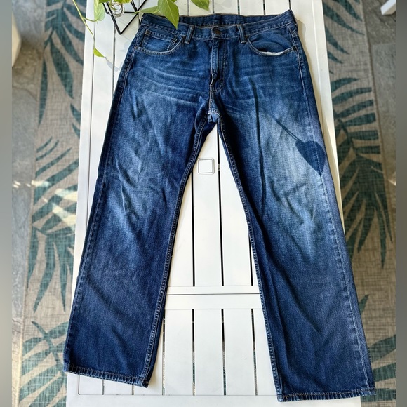 EUC Levi Strauss Jeans - Picture 4 of 7